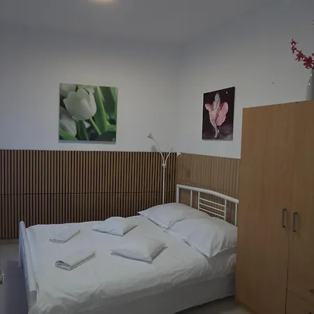 منزل للإقامة Biesiadny Dworek *