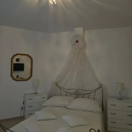 Biesiadny Dworek Séjour chez l'habitant *