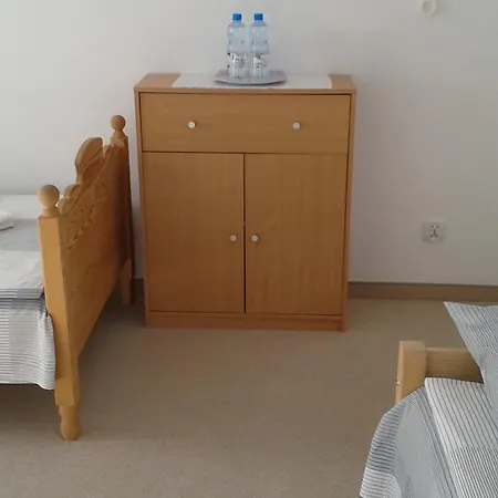 Biesiadny Dworek منزل للإقامة Szpegawa