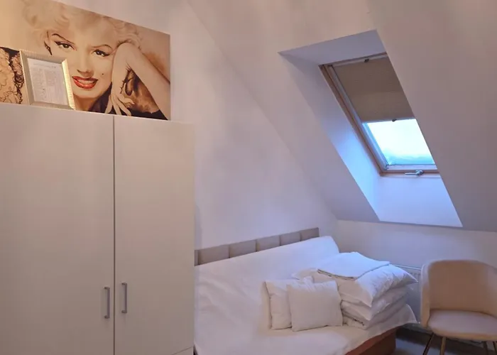 Biesiadny Dworek Alloggio in famiglia Szpegawa