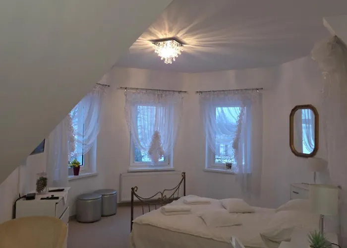 Biesiadny Dworek Pansiyon