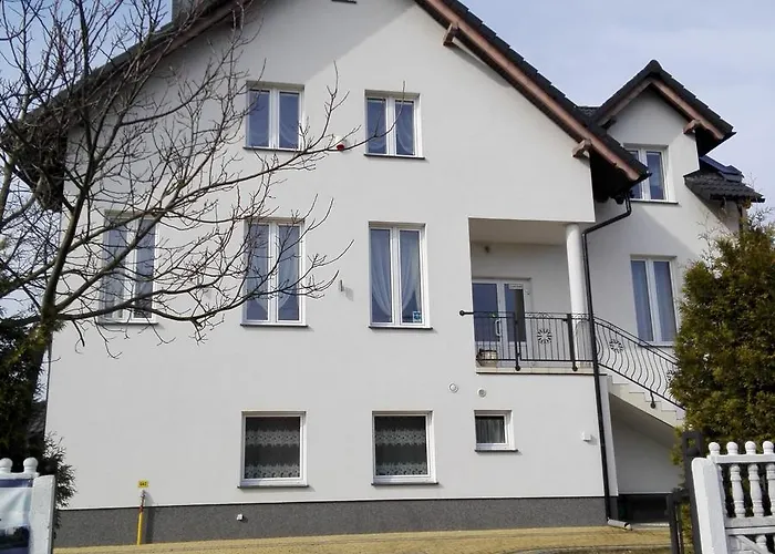 Pansiyon Biesiadny Dworek *